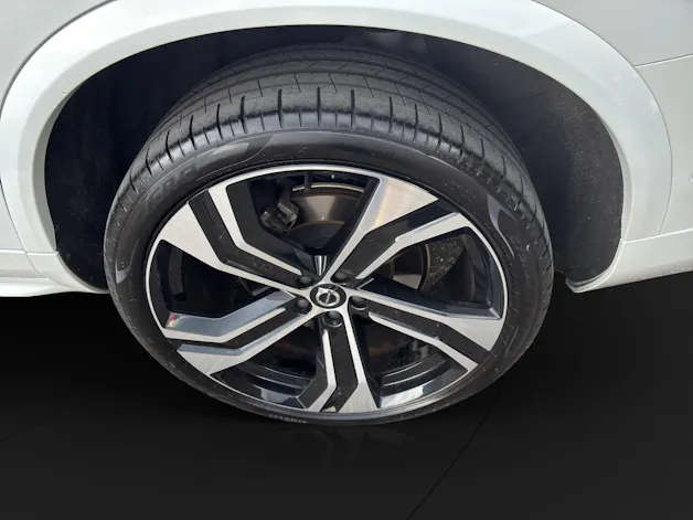 Volvo XC90 2.0 T8 TE Ultimate Dark 7P. eAWD