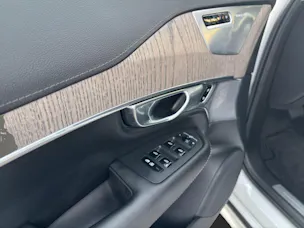 Volvo XC90 2.0 T8 TE Ultimate Dark 7P. eAWD