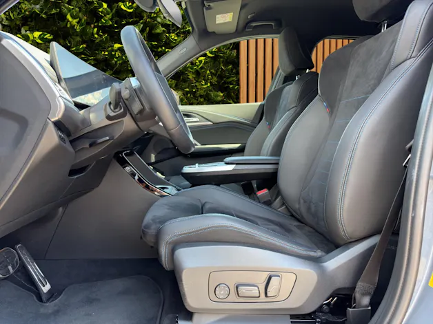 BMW iX1 xDrive 30 M Sport (CH)