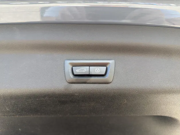 BMW iX1 xDrive 30 M Sport (CH)