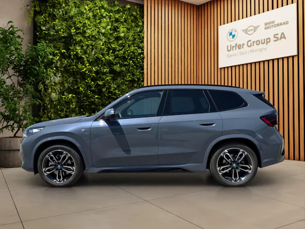 BMW iX1 xDrive 30 M Sport (CH)