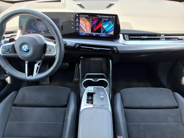 BMW iX1 xDrive 30 M Sport (CH)