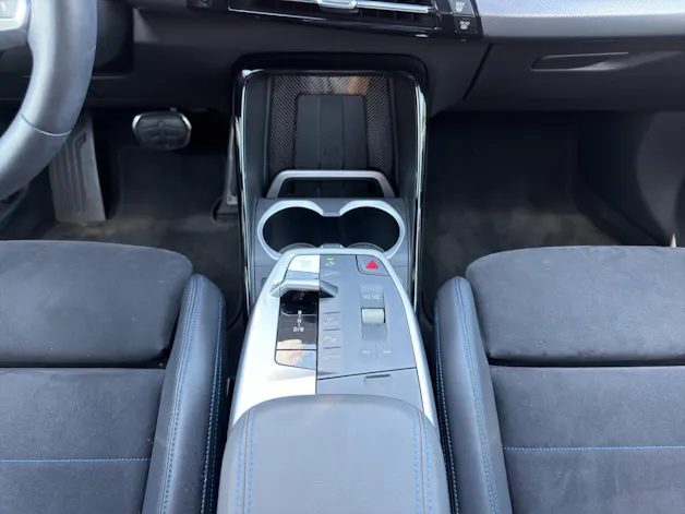 BMW iX1 xDrive 30 M Sport (CH)