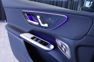 https://vehicle.imgix.net/4394602/3b1f994e-753d-4812-a02c-9b9a282addf3.JPG