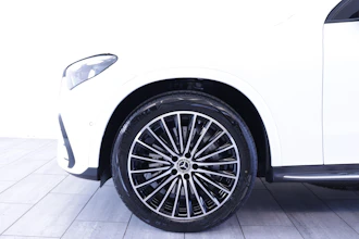 https://vehicle.imgix.net/4394602/ffeff9dc-b00c-464b-baf6-6e9935db87a0.JPG