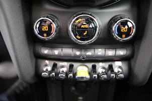 Fahrzeugbild MINI F56 Cooper SE