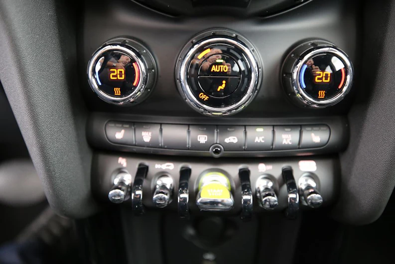 Fahrzeugbild MINI MINI
