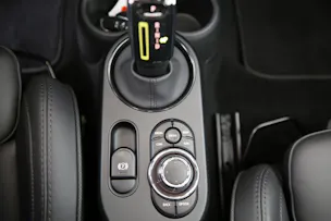 MINI F56 Cooper SE