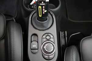 Fahrzeugbild MINI F56 Cooper SE