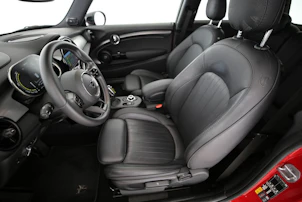 Fahrzeugbild MINI F56 Cooper SE
