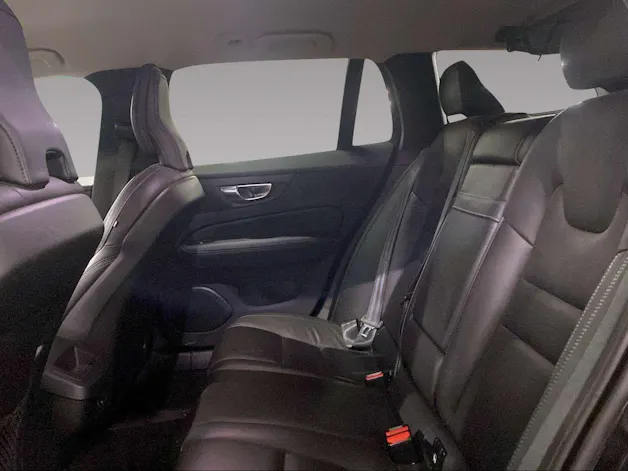 Volvo V60 Cross Country 2.0 B4 AWD