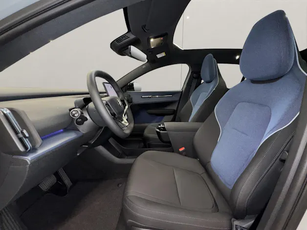 Volvo EX30 CC E60 Twin Performance AWD