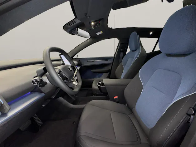 Volvo EX30 CC P8 Ultra AWD
