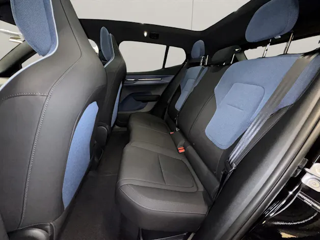 Volvo EX30 CC P8 Ultra AWD