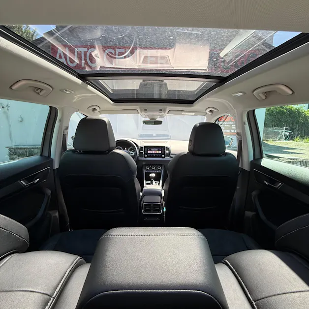 SKODA Karoq 2.0 TDI CR Style 4x4 DSG *ALCANTARA-SITZE - PANORAMA-DACH - ANHÄGERKUPPLUNG*