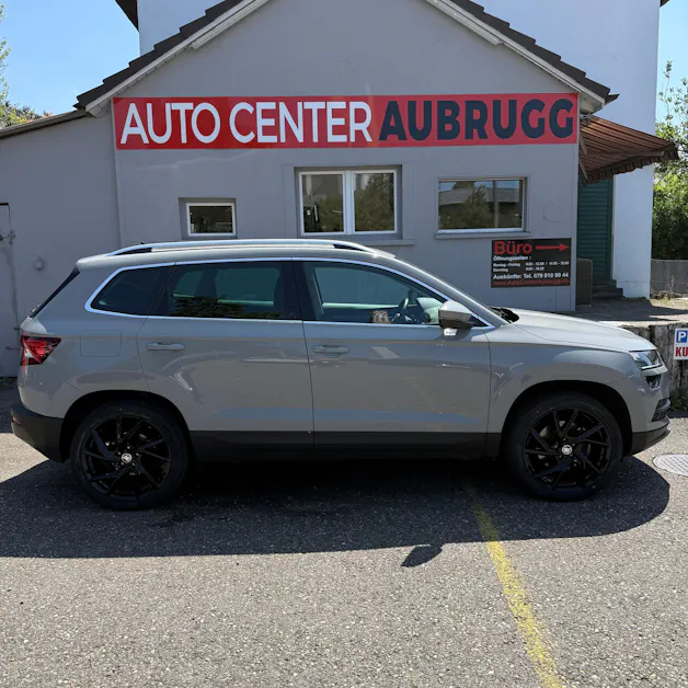 SKODA Karoq 2.0 TDI CR Style 4x4 DSG *ALCANTARA-SITZE - PANORAMA-DACH - ANHÄGERKUPPLUNG*