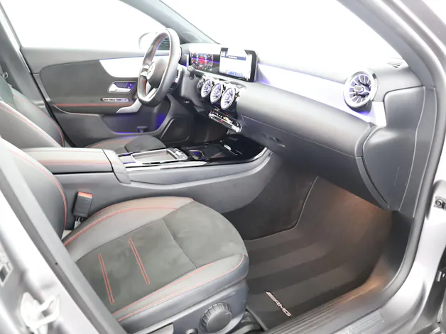 Mercedes-Benz A 200 7G-DCT