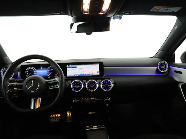 Mercedes-Benz A 200 7G-DCT