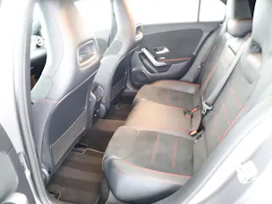 Mercedes-Benz A 200 7G-DCT