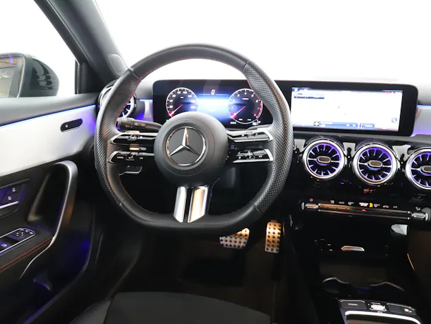 Mercedes-Benz A 200 7G-DCT