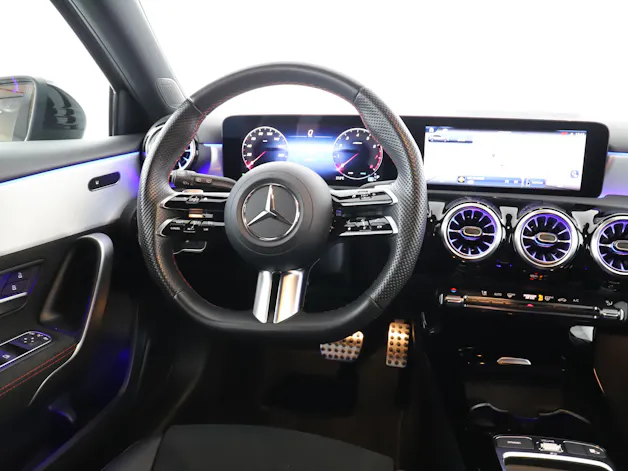 Mercedes-Benz A 200 7G-DCT