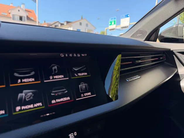Audi RS3 SPORTBACK 2.5 400PS TFSI QUATTRO *** VOLLAUSSTATTUNG MIT SCHALENSITZEN ***