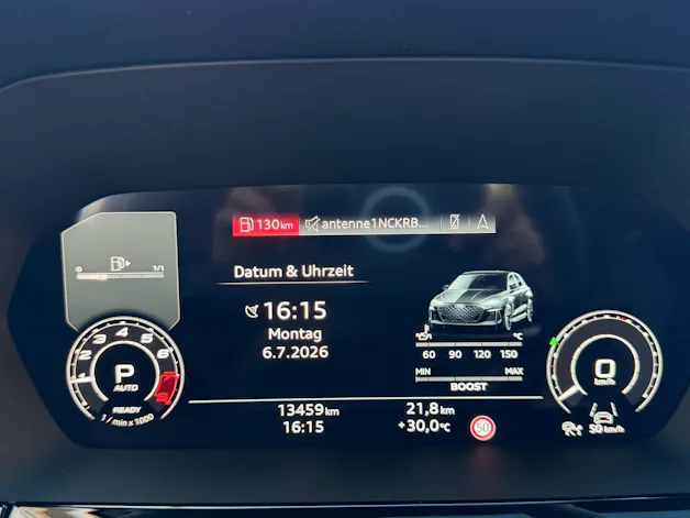 Audi RS3 SPORTBACK 2.5 400PS TFSI QUATTRO *** VOLLAUSSTATTUNG MIT SCHALENSITZEN ***