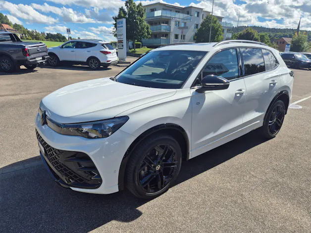 VW Tiguan 2.0 TSI DSG R-Line 4Motion