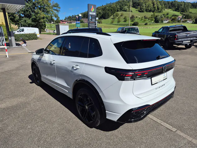 VW Tiguan 2.0 TSI DSG R-Line 4Motion