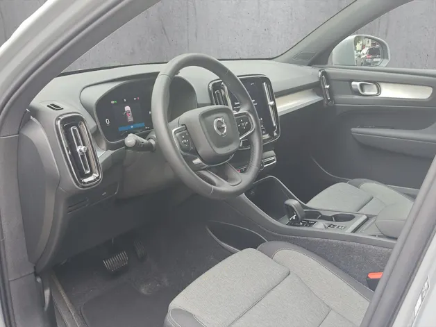 VOLVO XC40 2.0 B3 MH XCITE XCITE