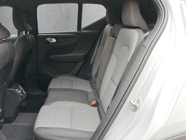 VOLVO XC40 2.0 B3 MH XCITE XCITE