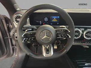 Mercedes-Benz CLA 35 4M - AMG / 360 Grad Kamera / Panorama-Dach / Head-Up Display