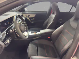 Mercedes-Benz CLA 35 4M - AMG / 360 Grad Kamera / Panorama-Dach / Head-Up Display