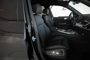 BMW X7 xDrive 48V 40d M Sport Steptronic