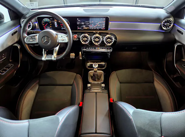 Mercedes-Benz A 200 AMG Line
