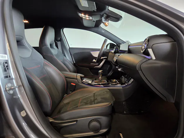 Mercedes-Benz A 200 AMG Line