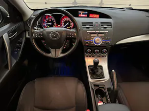 Mazda 3 2.0 16V DISI Sport