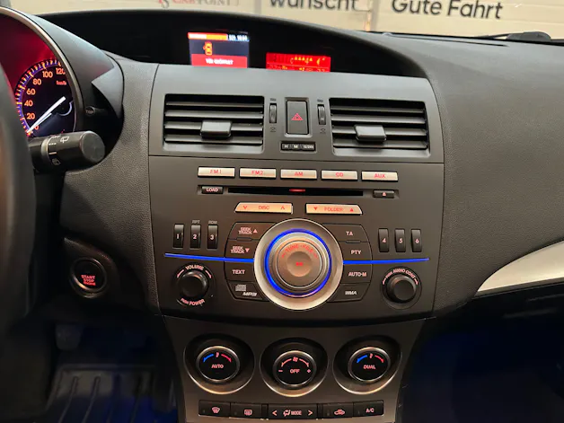 MAZDA 3 2.0 16V DISI Sport