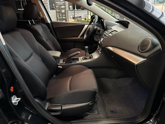 MAZDA 3 2.0 16V DISI Sport