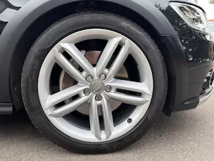 Audi A6 allroad 3.0 BiTDI V6 quattro tiptronic