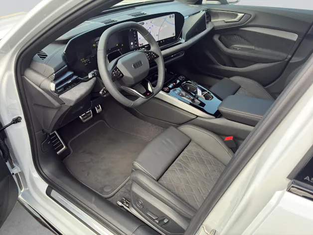Audi A5 Avant e-hybrid quattro Attraction 220 kW S tronic