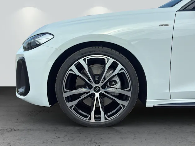 Audi A5 Avant e-hybrid quattro Attraction 220 kW S tronic
