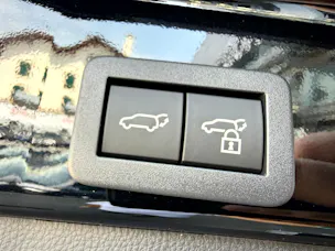 Toyota RAV-4 2.5 HSD Premium e-CVT AWD