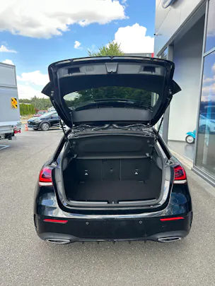 MERCEDES-BENZ A 180 AMG Line