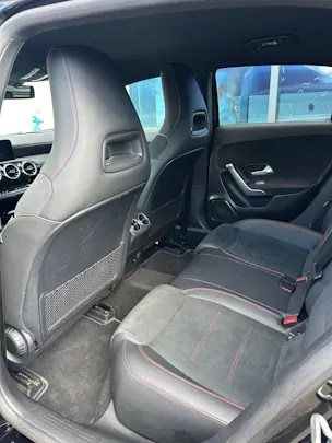 Mercedes-Benz A 180 AMG Line