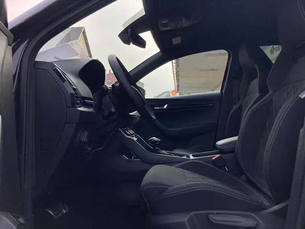SKODA Karoq 2.0TSI SportL.4x4