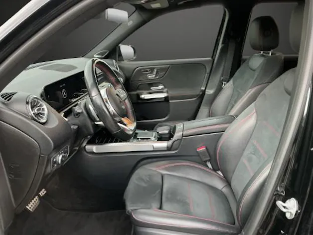 MERCEDES-BENZ GLB 220 d AMG Line 4 MAT.