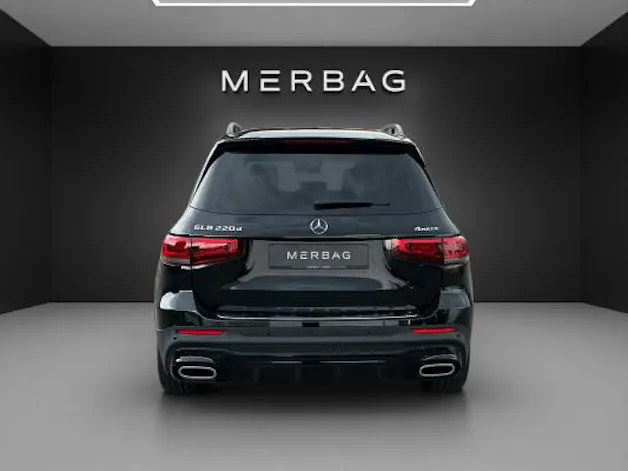 MERCEDES-BENZ GLB 220 d AMG Line 4 MAT.