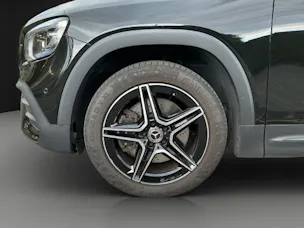 MERCEDES-BENZ GLB 220 d AMG Line 4 MAT.