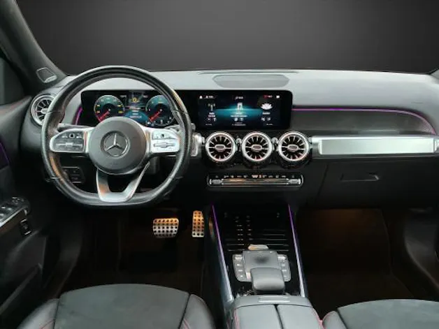 MERCEDES-BENZ GLB 220 d AMG Line 4 MAT.